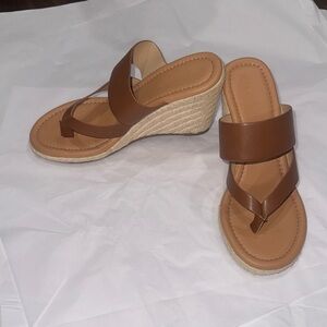 Elegant Tan Wedge Sandals